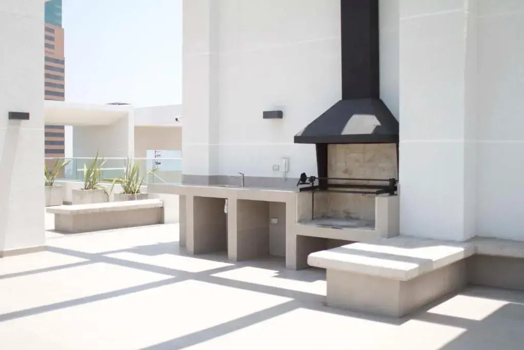 Loica Suites II