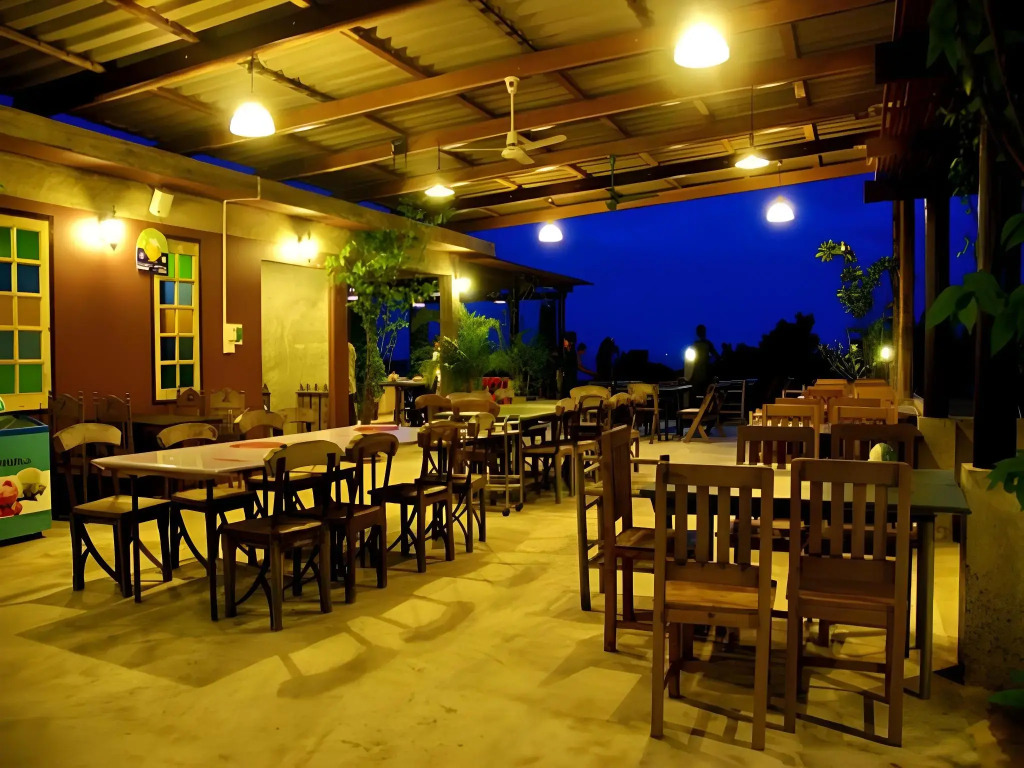 Baan Toom Village and Resort