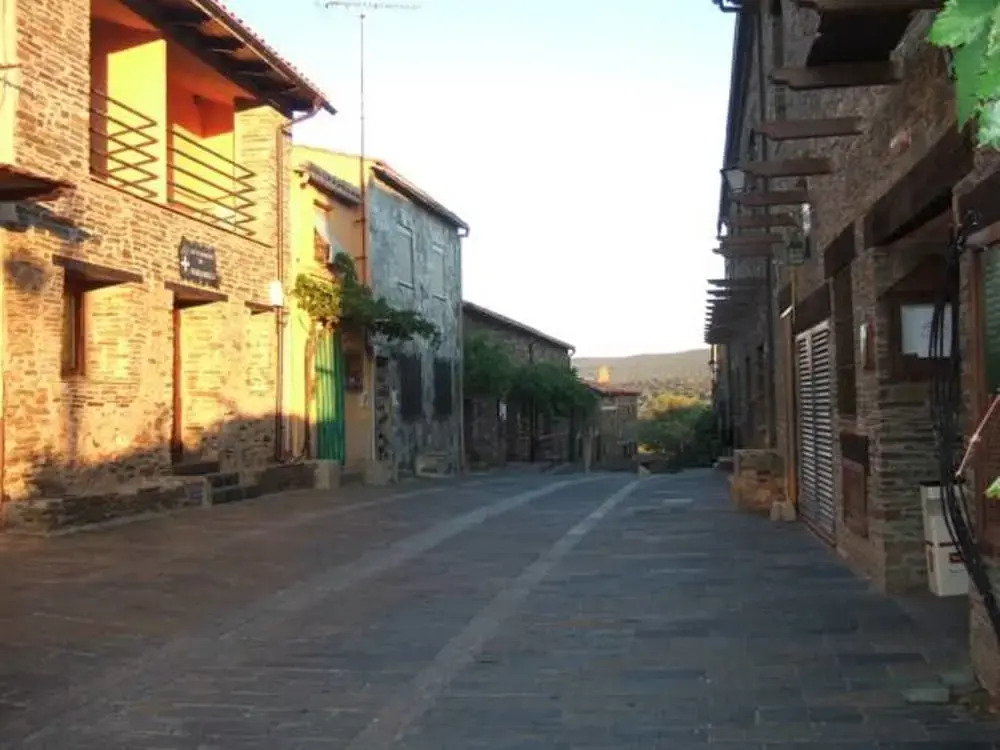 Casa Rural Al-Mofrag y Apartamentos El Mirador de Monfragüe
