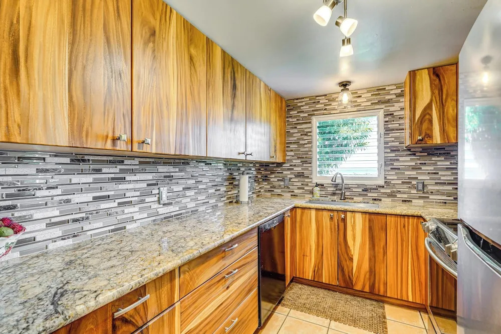 Ultimate Oceanfront Townhome w/ A/C On Kona Coast