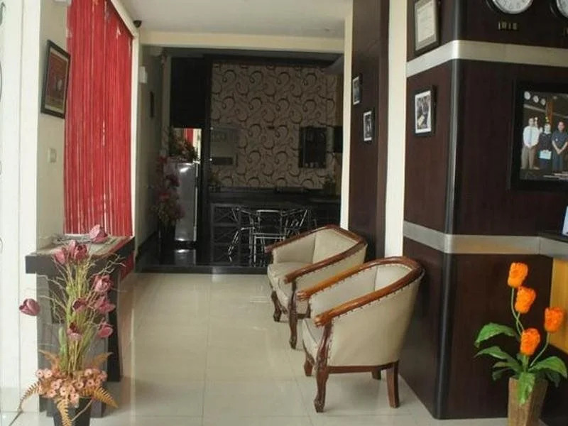 Grand Platinum Hotel