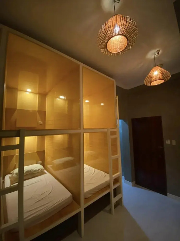 Fomo hostel palawan