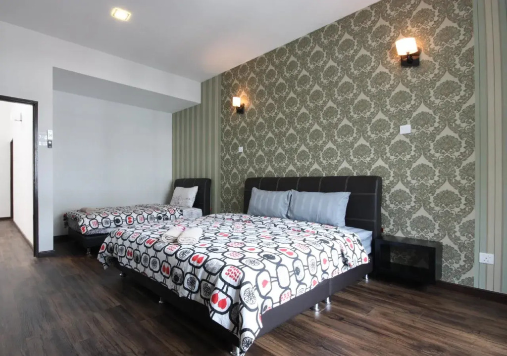Shamrock Beach Villas Batu Ferringhi Penang