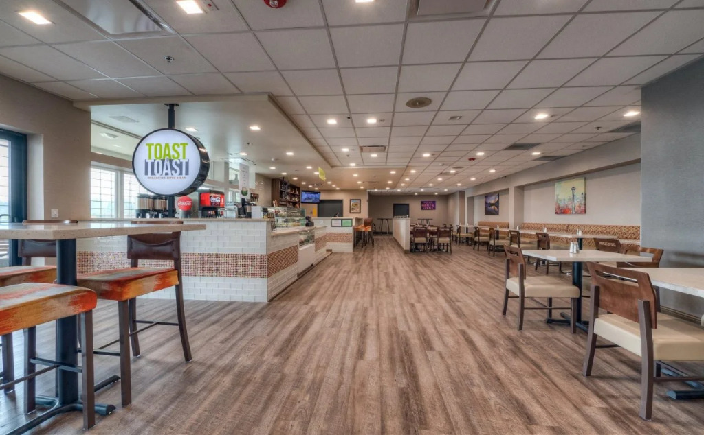 Holiday Inn Tacoma Mall by IHG