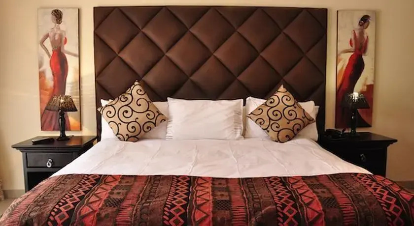 Zanami Lodge