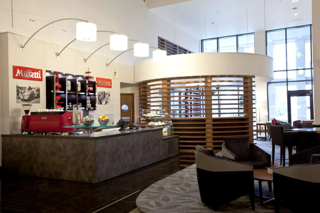 Hilton London Heathrow Airport Terminal 5