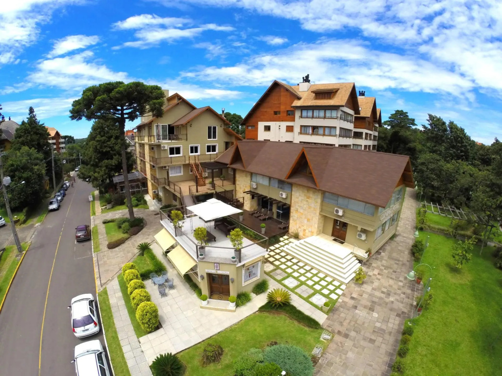 SKY CENTRO HOTEL & SPA - Hotel no centro de Gramado - RS