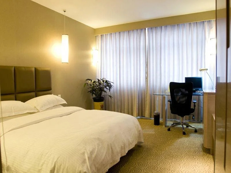 Jinan Laifu Inzone Garland Hotel
