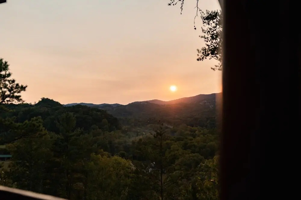 Amazing Views w Gameroom Hot Tub Pool