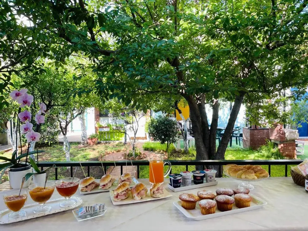 Alemar Bed & Breakfast