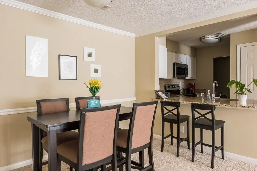 Centrally Located Uptown Apartments