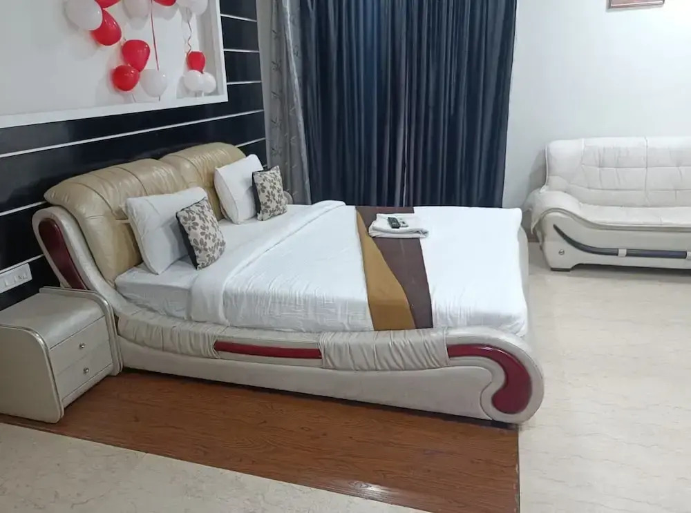 FabHotel Million