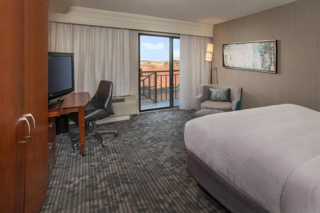 Courtyard by Marriott Gaithersburg Washingtonian Center