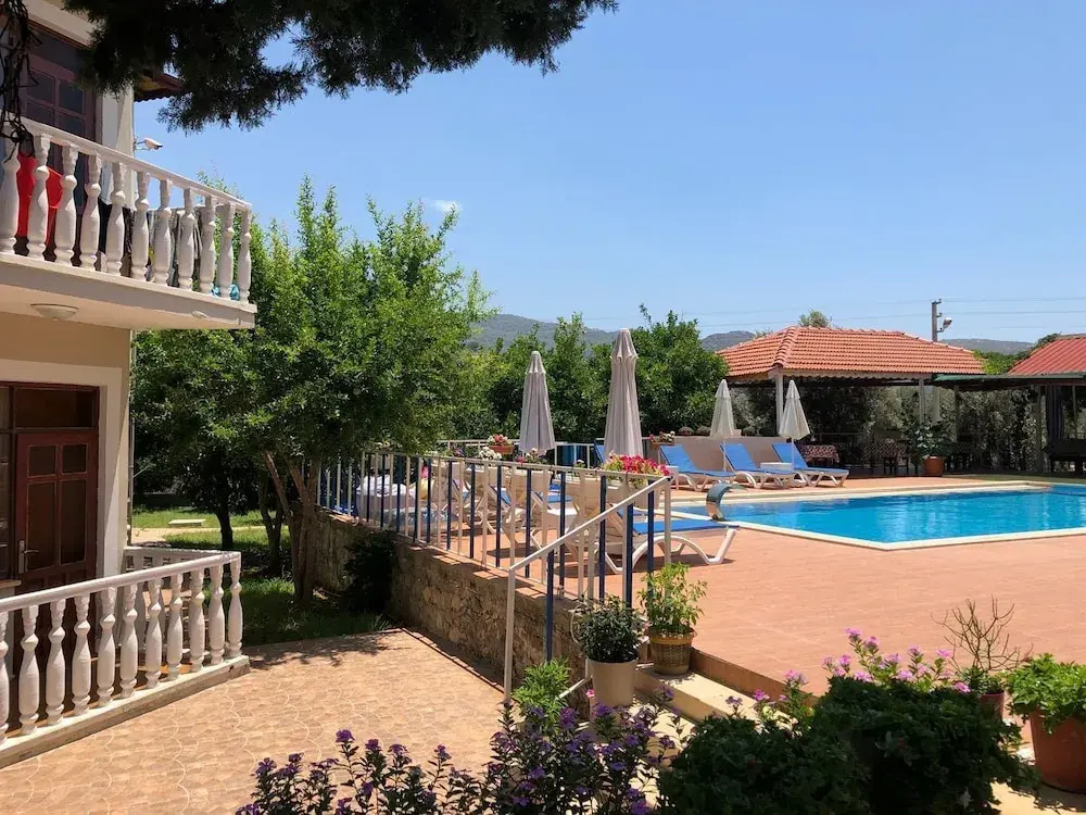 Ferah Hotel