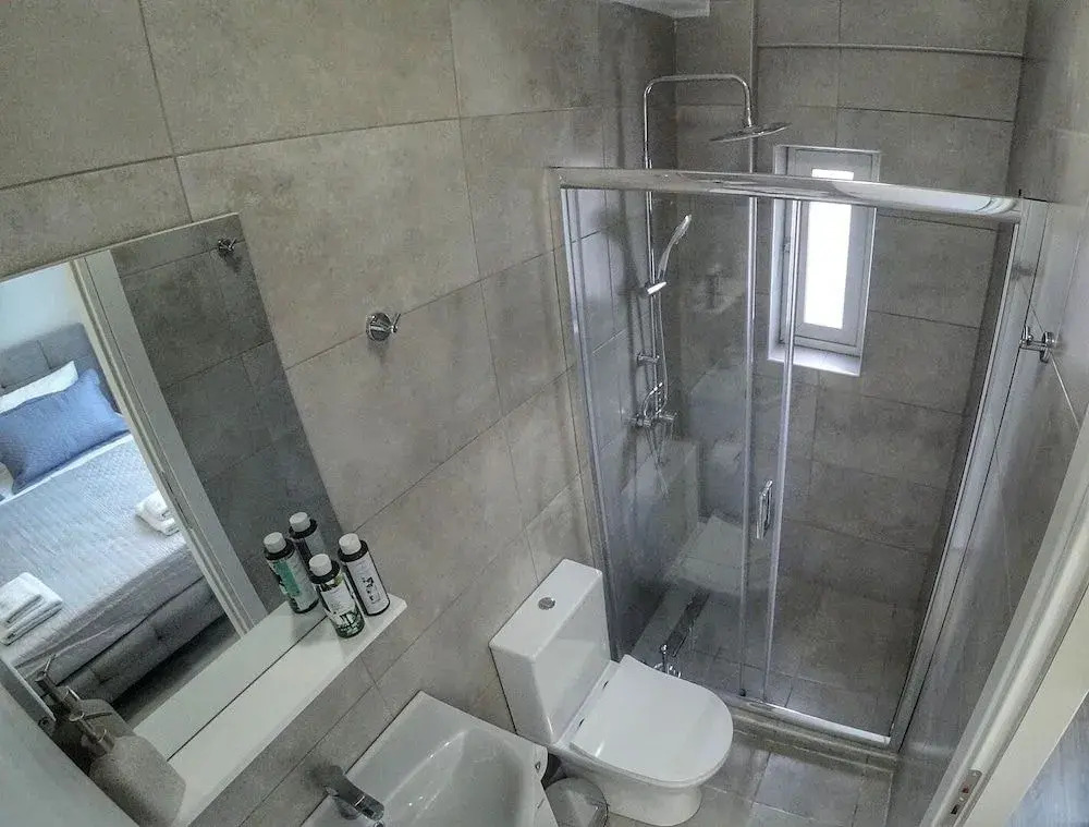 Raise Boutique Rooms in the Center of Athens