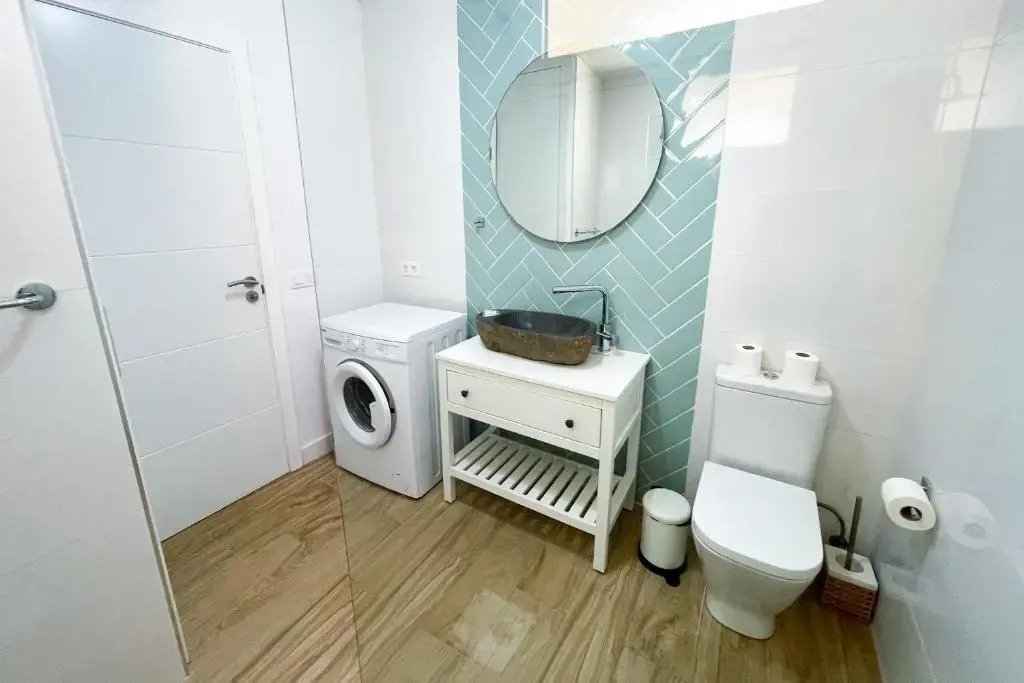Cosy Sea View Studio FREE WIFI