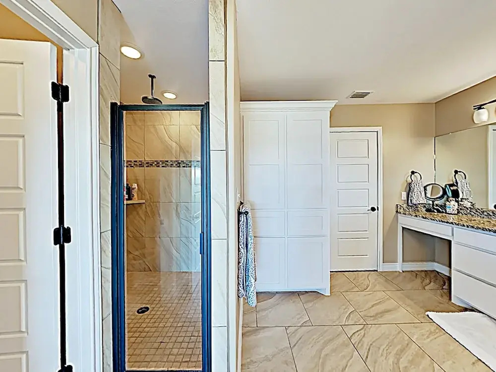 New Listing! Beautiful W/ Pool 3 Bedroom Home
