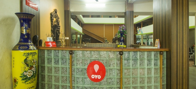 Hotel Sai Palkhi Niwara