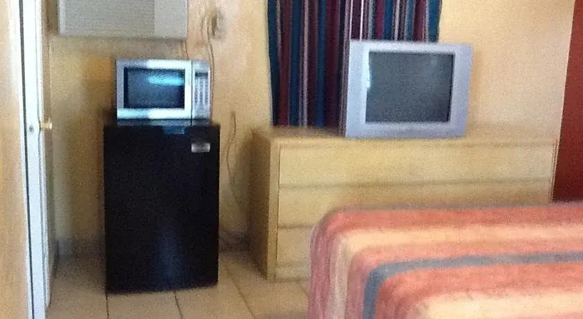 Deluxe Inn - Sarasota
