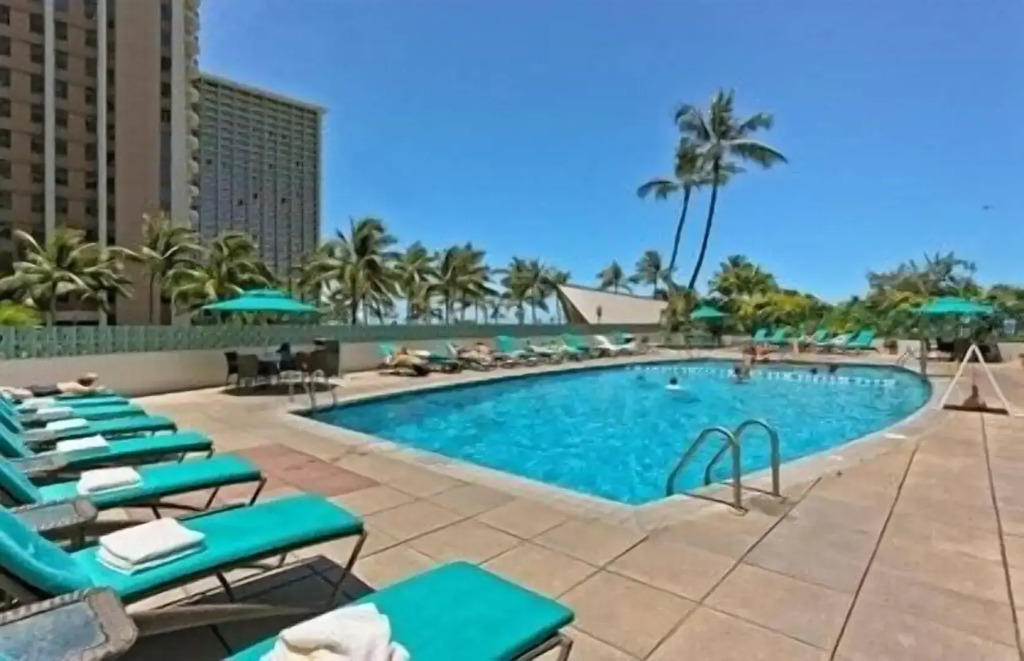 Spacious One Bedroom Harbor View Condos at Ilikai Marina With Private Balcony