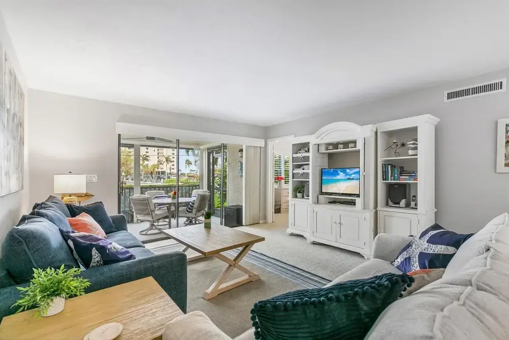 Seaview 109 Marco Island Vacation Rental 2 Bedrooms 2 Bathrooms Condo