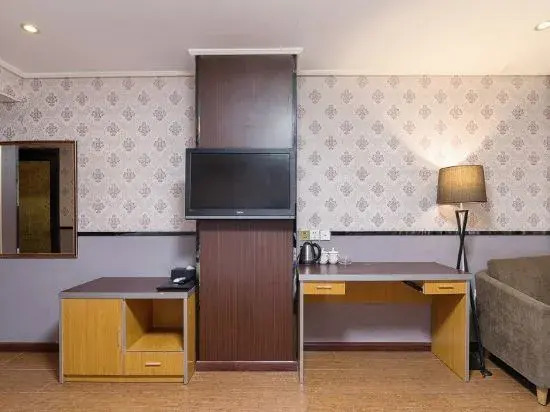 Guangzhou Grand Spring Hotel (Jiahe Wanggang Subway Station Branch)