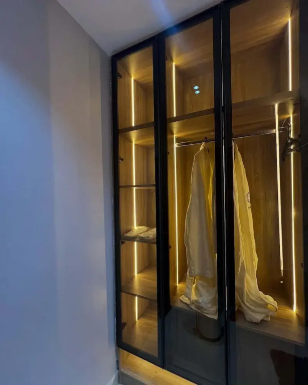 Glajosh Hotels