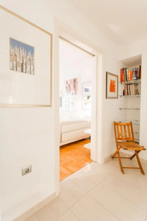 A Cozy Apt in Kolonaki of Athens
