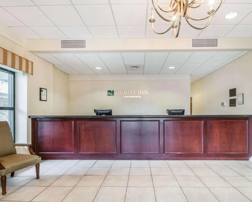 Quality Inn At Town Center