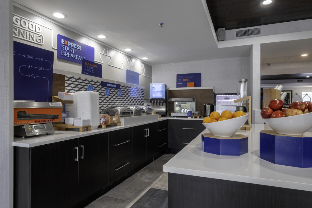 Holiday Inn Express Hotel & Suites Petersburg/Dinwiddie by IHG