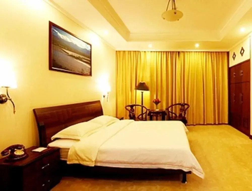 Xingtai Phoenix Hotel