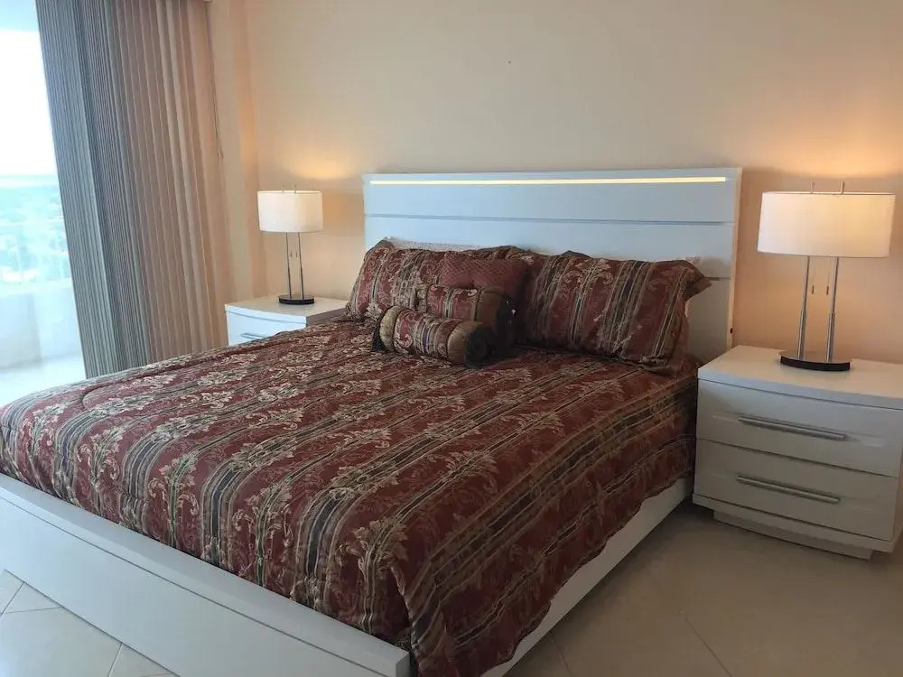 South Seas Tower 4 #1912 2 Bedrooms 2 Bathrooms Condo
