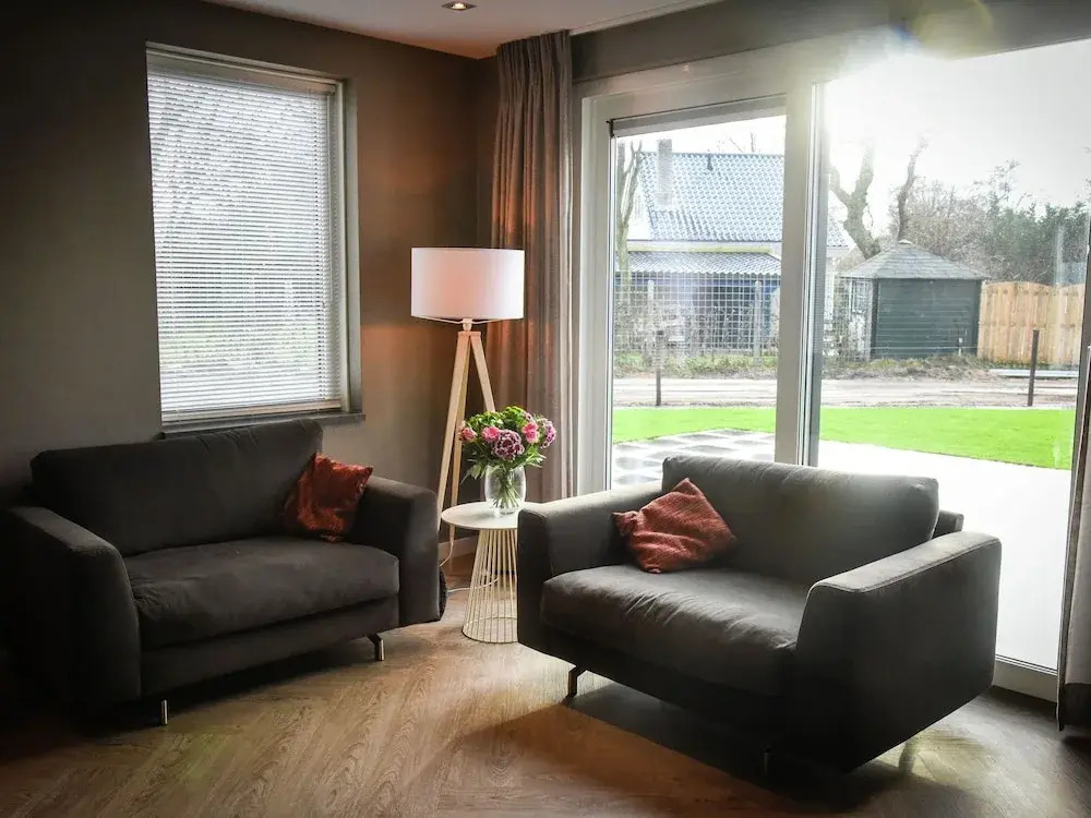 Luxury Thatched Wellness Villa near Sea on Texel