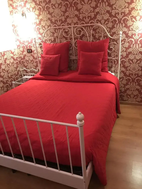 Vanella Rome Domus