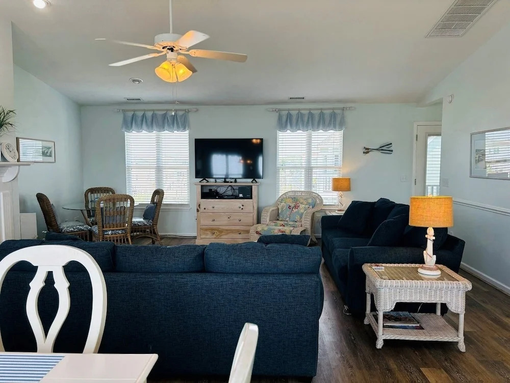 Seascape - 3 Br Home