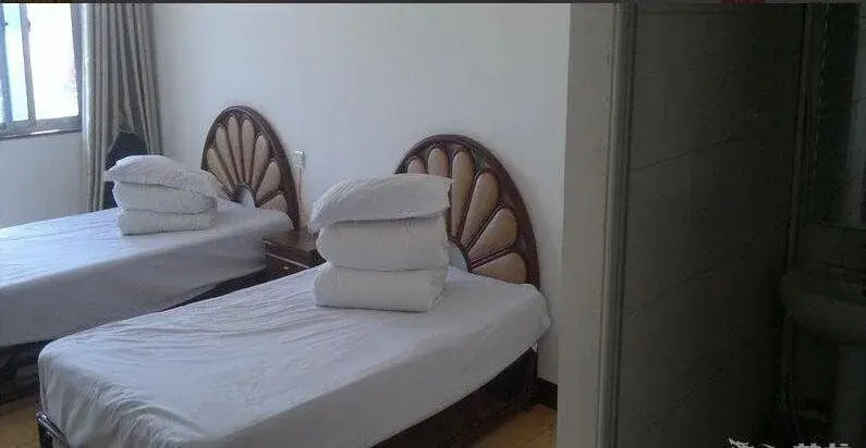 Qiyan Inn