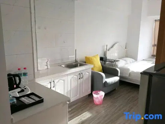 YunLing Business Hotel