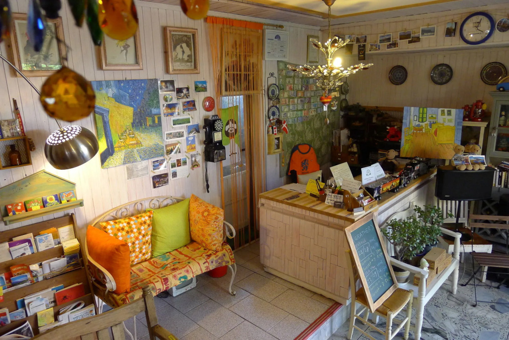 The House Hostel