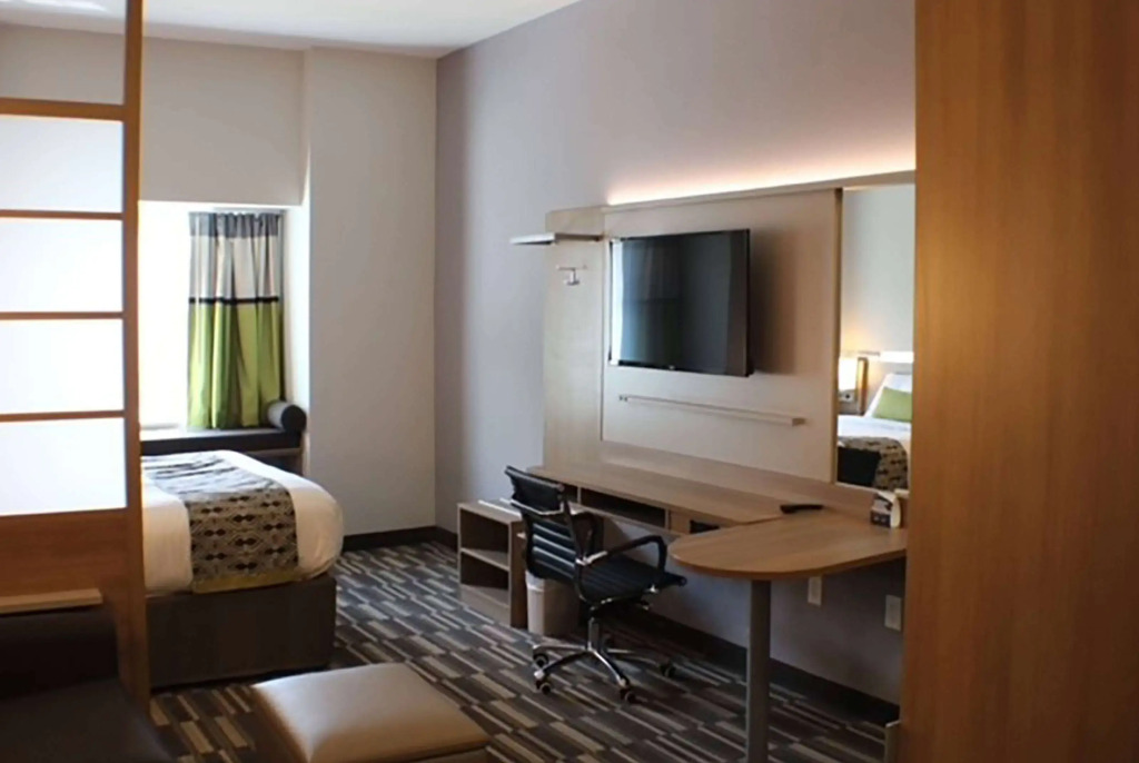 Microtel Inn & Suites by Wyndham Liberty/NE Kansas City Area