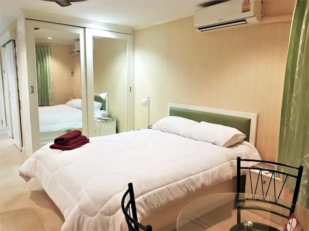 Jomtien Thip Condotel