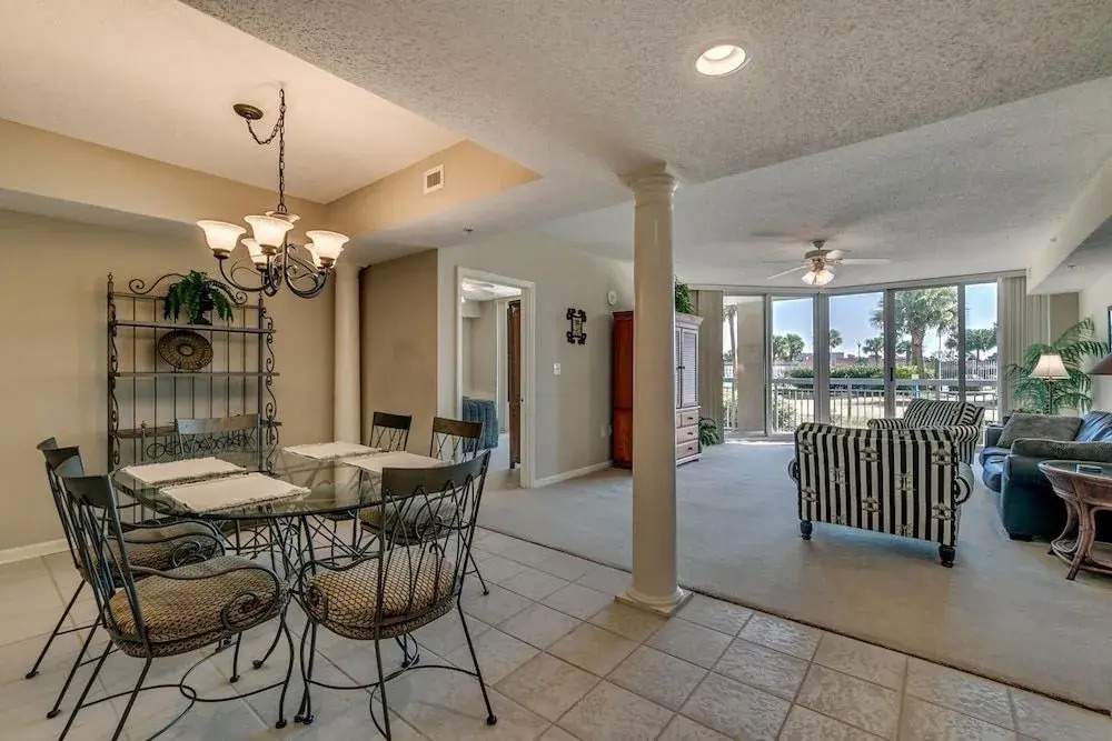 Barefoot Resort North Tower by Condo-World