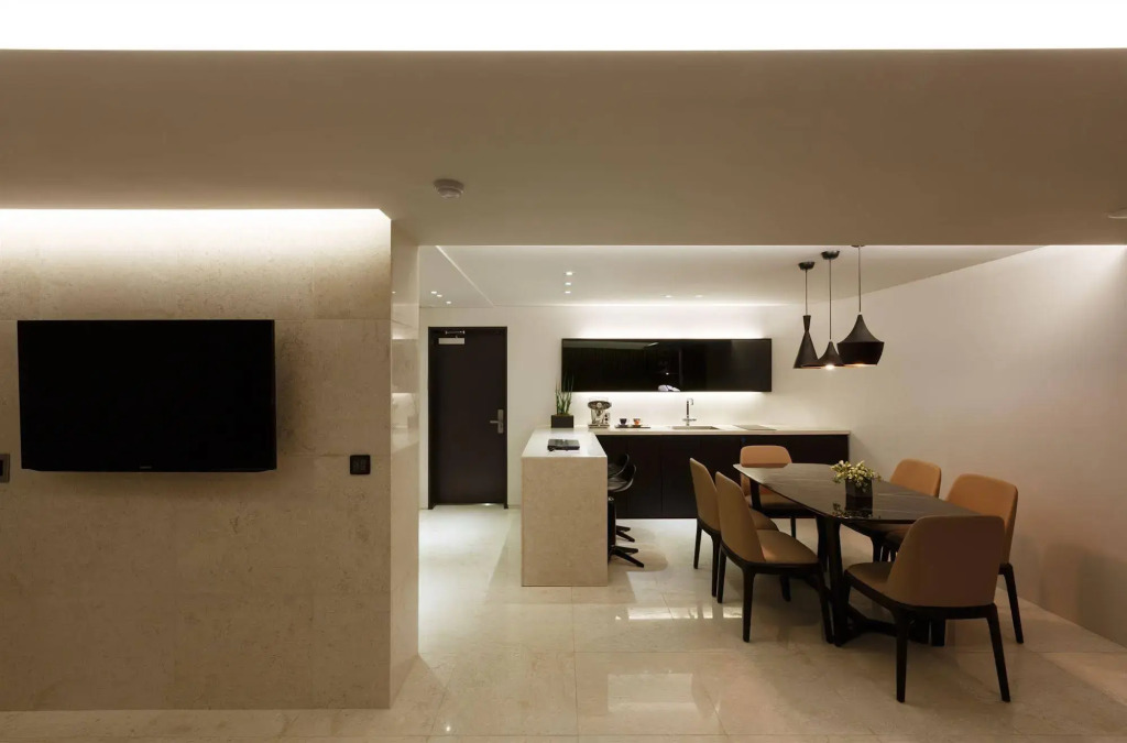Seocho H hotel
