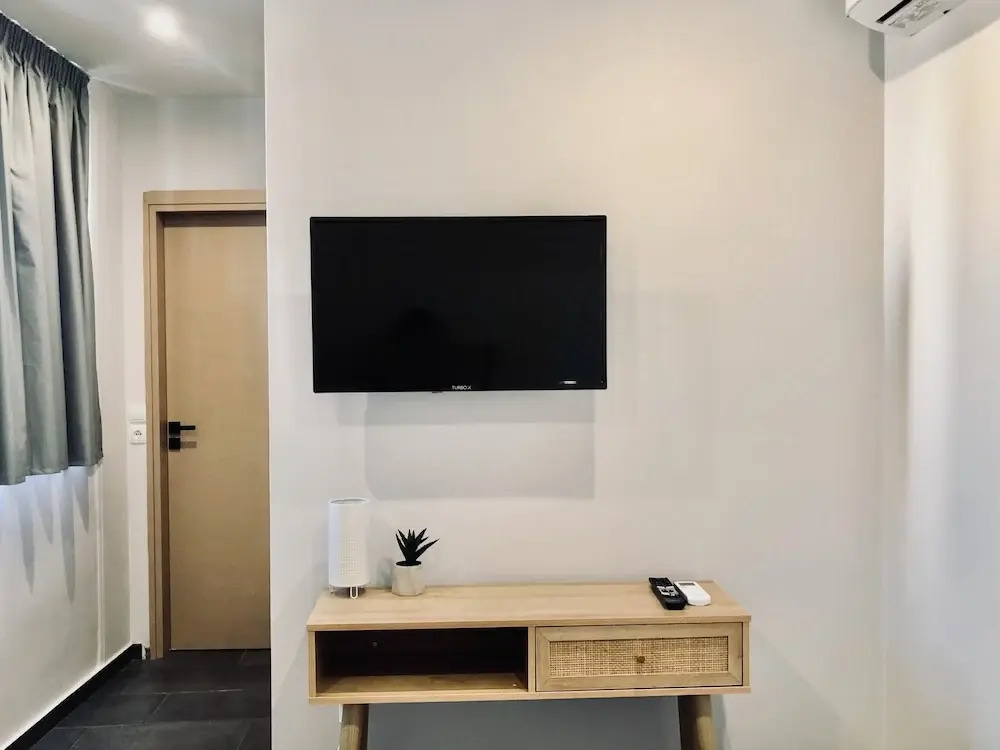 Navitas House