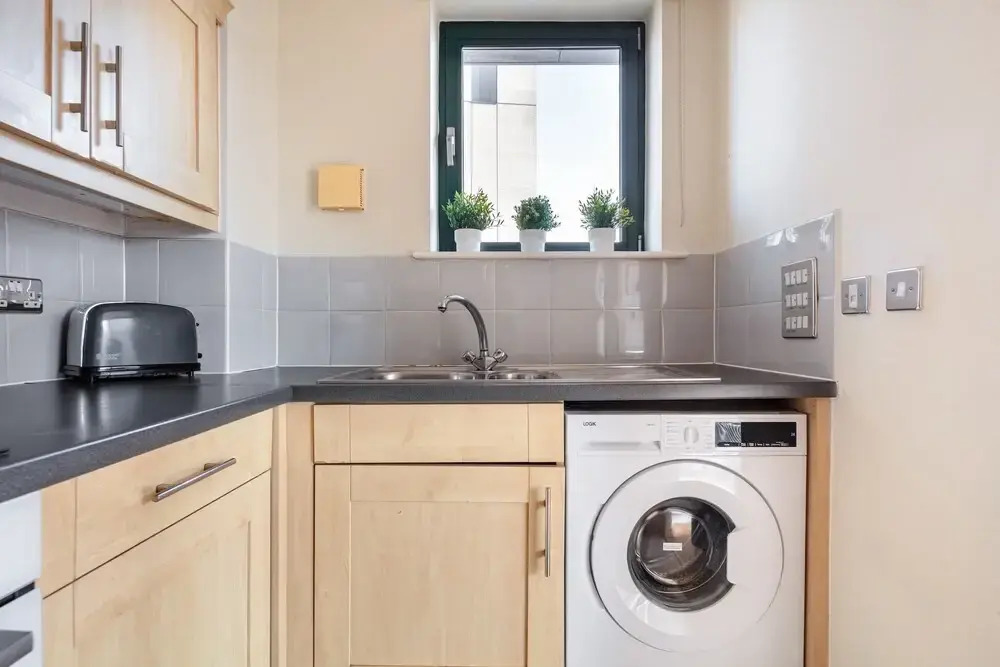 Charming 1BR Near Tower Bridge Walks