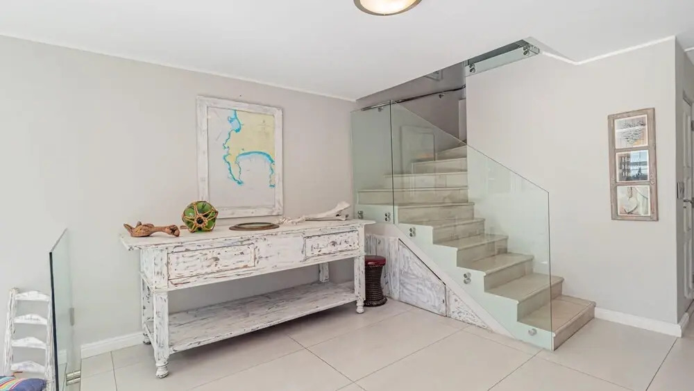 Modern Two Bedroom Holiday Apartment in Camps Bay With Private Terrace Driftwood
