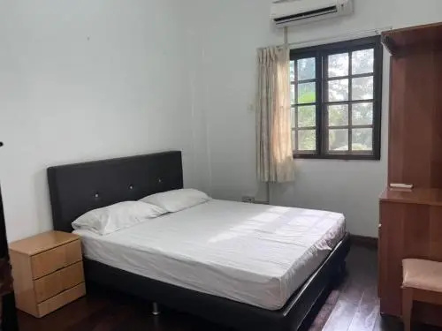Lumut Titi Panjang Apartment