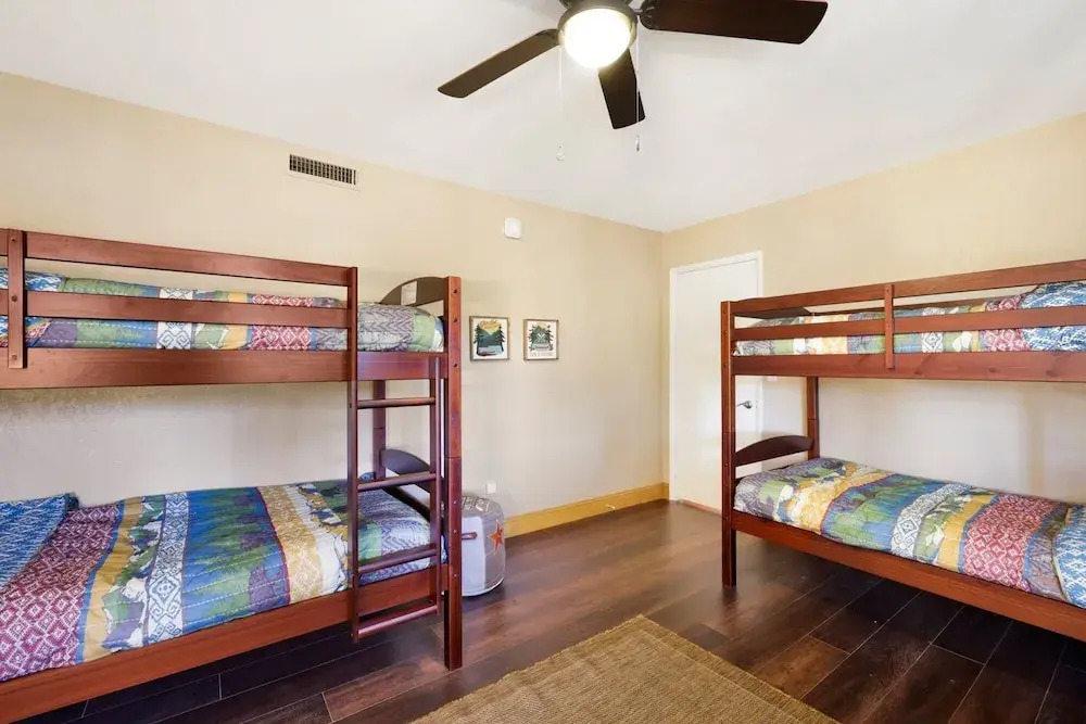 2132-meadow View Cabin 3 Bedroom Home by Redawning