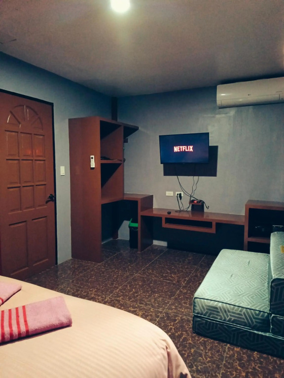 Peace Lily Studio Apartments Panglao