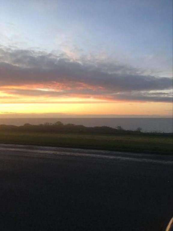 Caravan - Sleeps 8 - Pets Ok - Parking - Site Pool