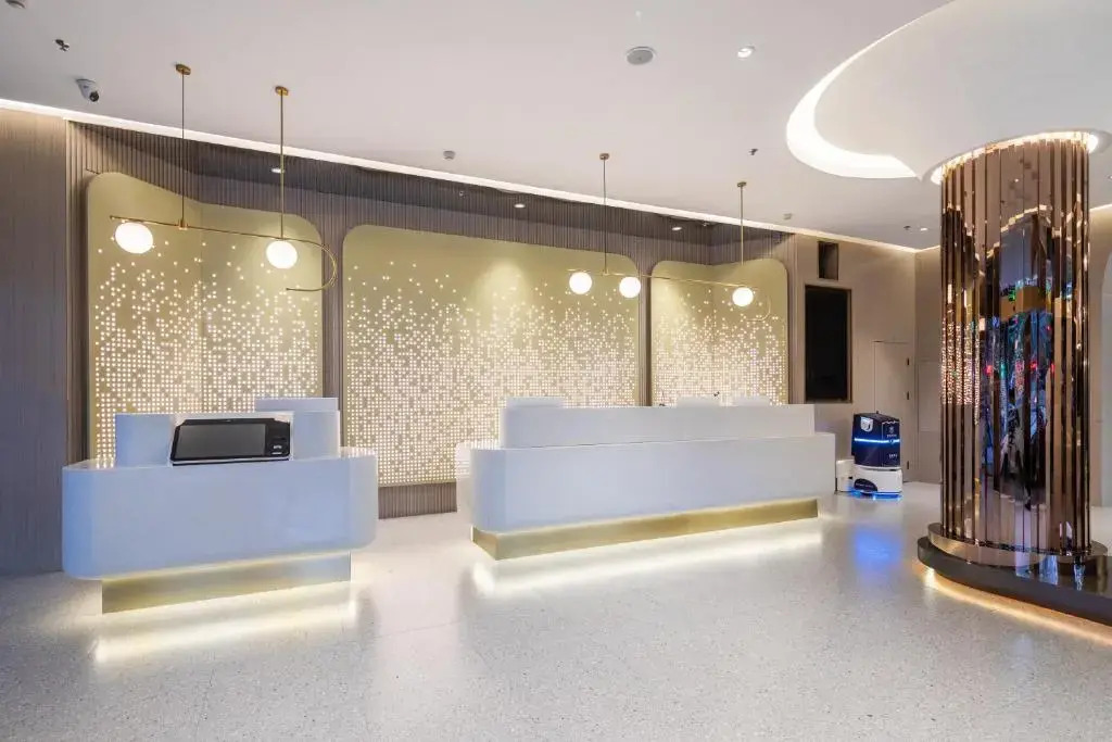 Xinhuating Business Hotel